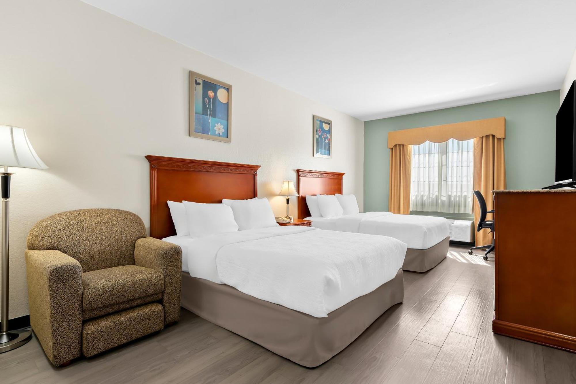 Quality Inn & Suites Mcalester Bagian luar foto
