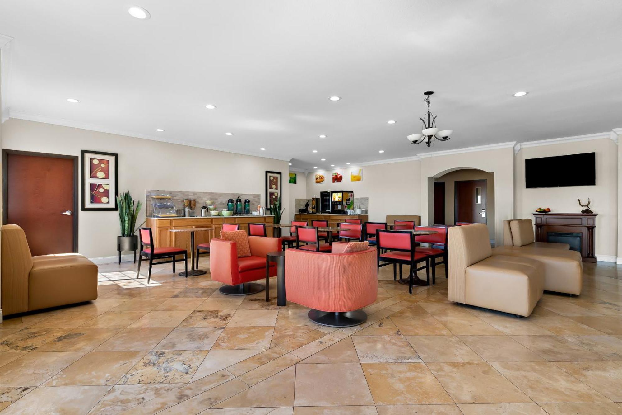 Quality Inn & Suites Mcalester Bagian luar foto