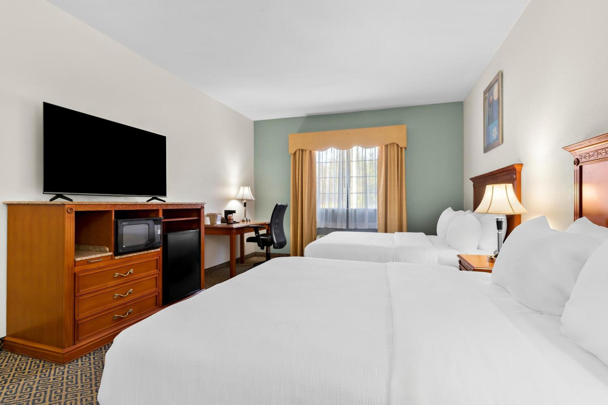 Quality Inn & Suites Mcalester Bagian luar foto