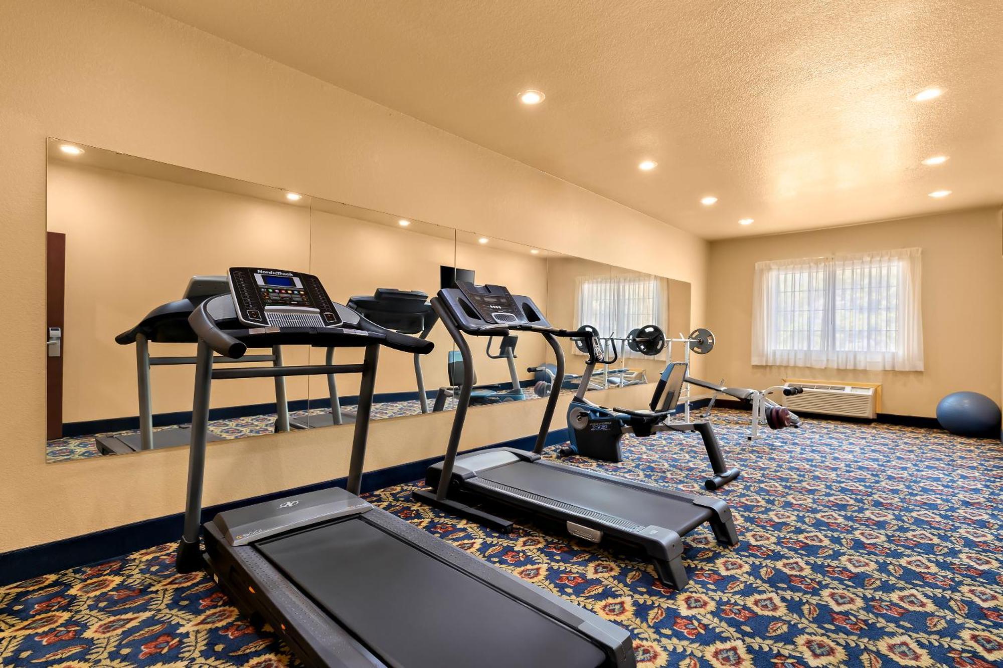 Quality Inn & Suites Mcalester Bagian luar foto